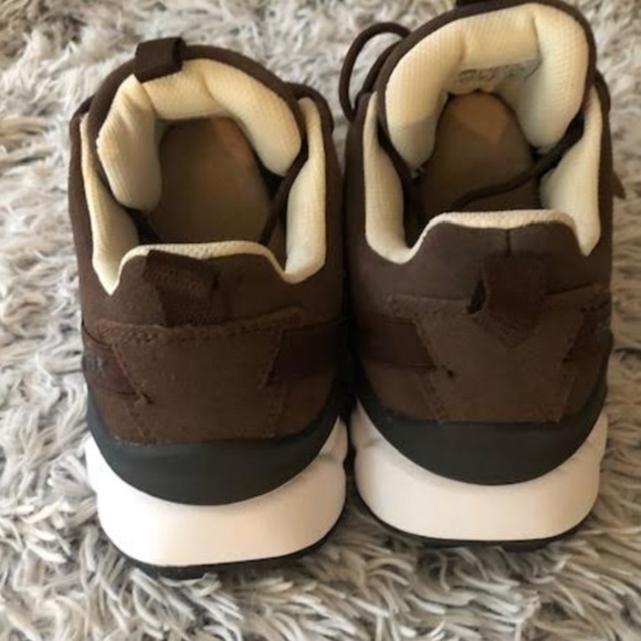 Brown Nubuck Casual/Hiking Shoes - Picture 5 of 6